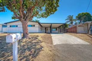 578 E Indian Rock Rd, Vista, CA 92084 - Photo 33