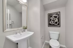 16316 Veridian Cir, San Diego, CA 92127 - Photo 13