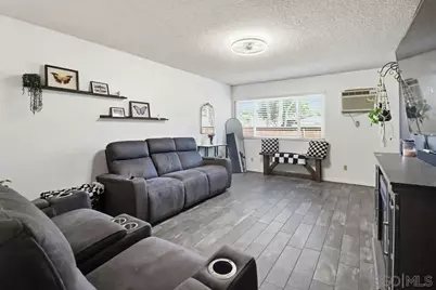  10201 Princess Sarit Way, Santee, CA 92071 - Photo 5