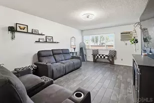 10201 Princess Sarit Way, Santee, CA 92071 - Photo 5