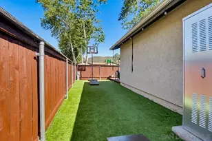 10201 Princess Sarit Way, Santee, CA 92071 - Photo 25