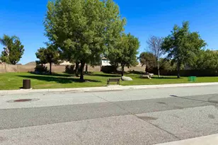 53009 Rose Sachet Ln, Lake Elsinore, CA 92532 - Photo 3