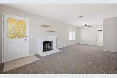  351 Gardenia Cir, Hemet, CA 92543 - Photo 3