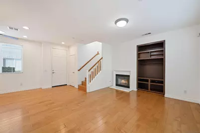  10521 Hollingsworth, San Diego, CA 92127 - Photo 5