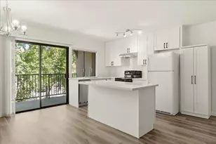 7835 Cowles Mountain Ct, San Diego, CA 92119 - Photo 9