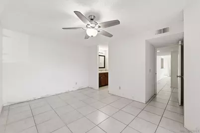  9454 Twin Trails Dr #103, San Diego, CA 92129 - Photo 13