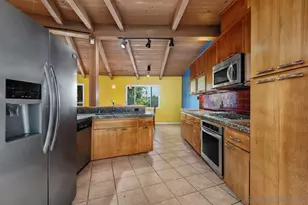 320 Beaumont Dr, Vista, CA 92084 - Photo 13