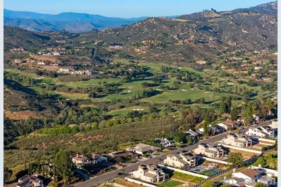  17906 Saint Andrews Dr, Poway, CA 92064 - Photo 51