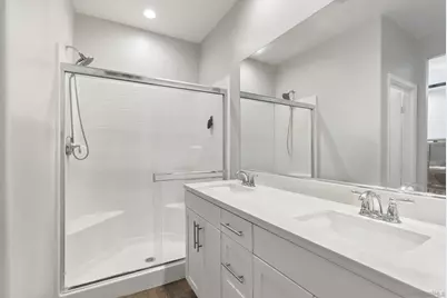  510 Finch Ln, Imperial Beach, CA 91932 - Photo 17