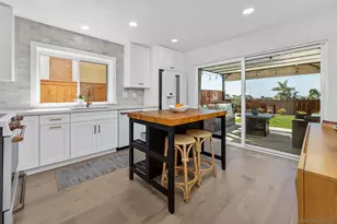 7053 Snapdragon Dr, Carlsbad, CA 92011 - Photo 9