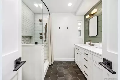  7053 Snapdragon  Dr, Carlsbad, CA 92011 - Photo 25