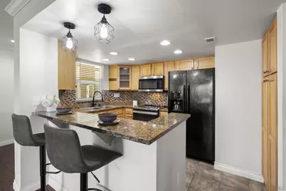  15273 Maturin #32, San Diego, CA 92127 - Photo 7