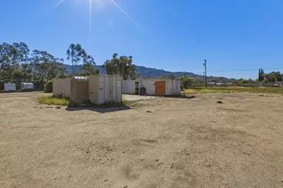  5461 Rainbow Creek, Fallbrook, CA 92028 - Photo 13