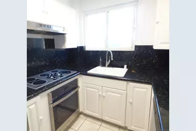  8040 Girard Avenue #5, La Jolla, CA 92037 - Photo 5
