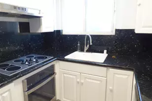 8040 Girard Ave, La Jolla, CA 92037 - Photo 5