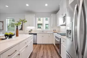 2325 Verano Wy., Vista, CA 92081 - Photo 13