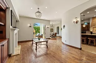 7964 Prospect Pl, La Jolla, CA 92037 - Photo 13