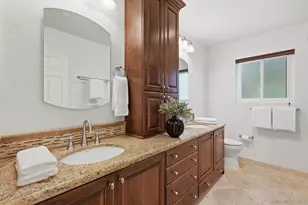 1157 Whispering Highlands Dr, Escondido, CA 92027 - Photo 29