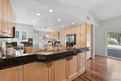  1157 Whispering Highlands Dr, Escondido, CA 92027 - Photo 11