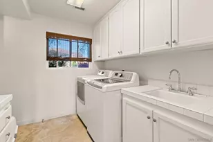 10776 Birch Bluff Ave, San Diego, CA 92131 - Photo 29