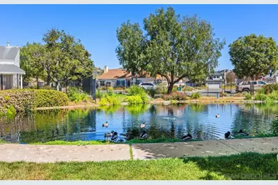 914 Sendero Ave., Escondido, CA 92026 - Photo 3
