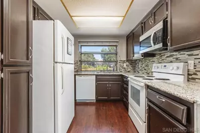  914 Sendero Ave., Escondido, CA 92026 - Photo 5
