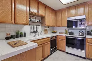 5645 Friars Rd, San Diego, CA 92110 - Photo 11