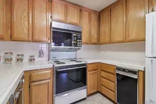 5645 Friars Rd, San Diego, CA 92110 - Photo 19