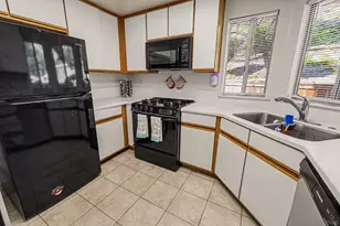 12090 Calle De Montana, El Cajon, CA 92019 - Photo 5