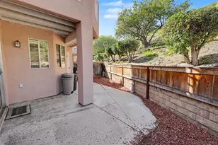 12090 Calle De Montana, El Cajon, CA 92019 - Photo 19