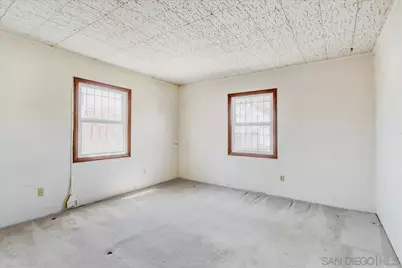  2120 E 20th Street, National City, CA 91950 - Photo 15