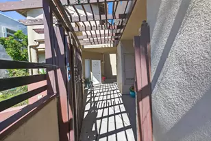 4930 W Point Loma Blvd, San Diego, CA 92107 - Photo 15