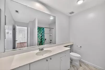  4930 W Point Loma Blvd, San Diego, CA 92107 - Photo 37