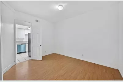  4930 W Point Loma Blvd, San Diego, CA 92107 - Photo 25