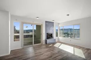 10400 Caminito Cuervo, San Diego, CA 92108 - Photo 23