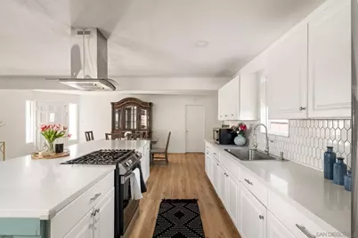  41 E Palomar, Chula Vista, CA 91911 - Photo 7