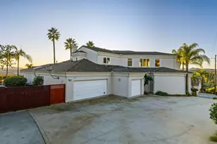 2464 Canyon Creek Rd, Escondido, CA 92025 - Photo 5