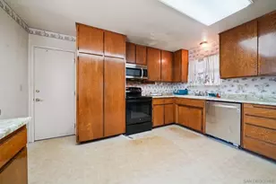 27920 Lexington Ct, Menifee, CA 92586 - Photo 17