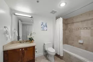 700 W E St, San Diego, CA 92101 - Photo 31