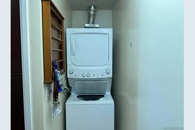  325 7th Avenue #1701, San Diego, CA 92101 - Photo 23