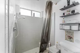 489 E 55th St, Long Beach, CA 90805 - Photo 23