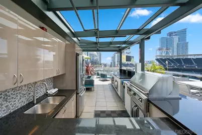  325 7th Avenue #1002, San Diego, CA 92101 - Photo 45