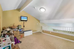 9086 Hunter Pass, Alpine, CA 91901 - Photo 19
