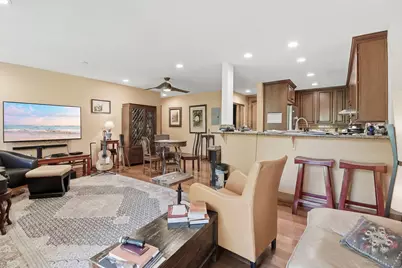  935 Genter #305, La Jolla, CA 92037 - Photo 13