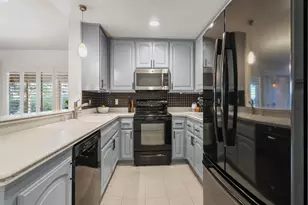 10425 Caminito Cuervo, San Diego, CA 92108 - Photo 7