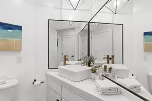 8490 Via Sonoma, La Jolla, CA 92037 - Photo 19