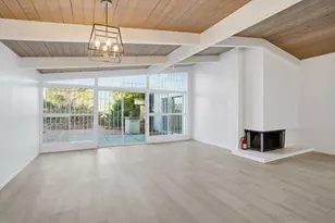 4985 Pacifica, San Diego, CA 92109 - Photo 9