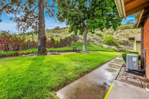 10401 Caminito Rimini, San Diego, CA 92129 - Photo 17