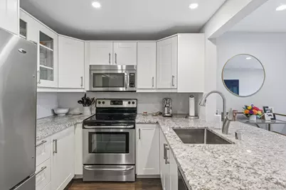  2960 Broadway #7, San Diego, CA 92102 - Photo 1