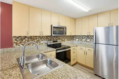  1080 Park Blvd #913, San Diego, CA 92101 - Photo 11